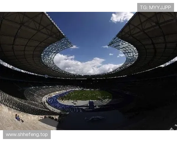 搜狐体育聚焦年度赛事热点全面解读精彩瞬间与幕后故事全景呈现画面