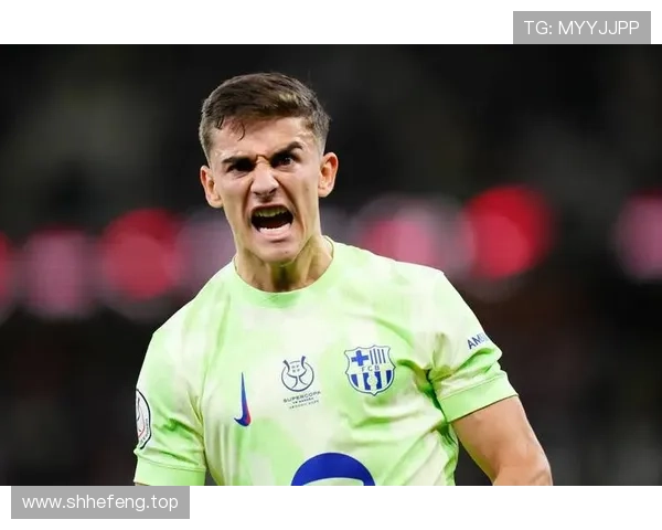 加维随巴萨抵达纽卡斯尔入住郊区 加维随巴萨抵达纽卡斯尔入住郊区